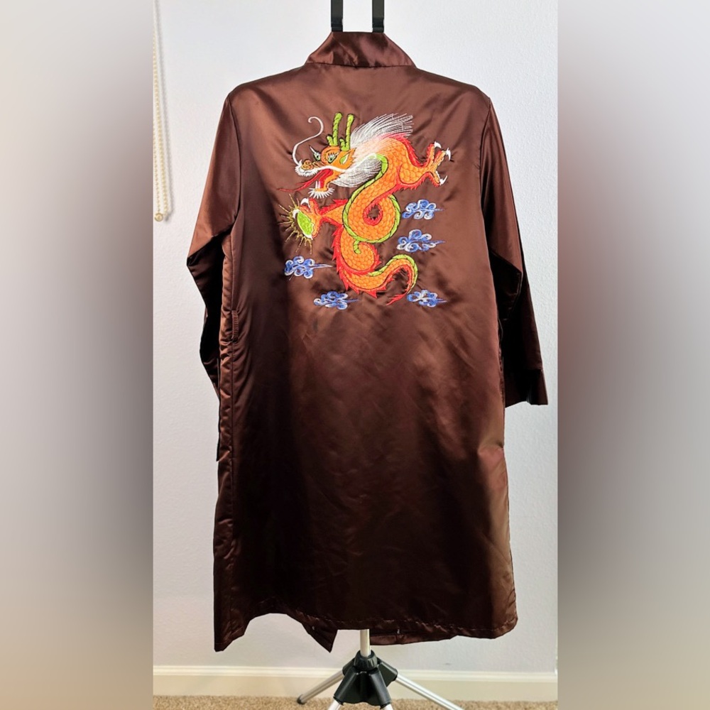 Muse & Mayhem Dragon Robe Womens S Brown NEW Embroidered Satin Kimono Loungewear